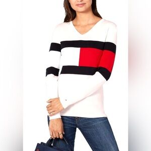NWT Tommy Hilfiger Color-block V-neck Sweater - Sz M